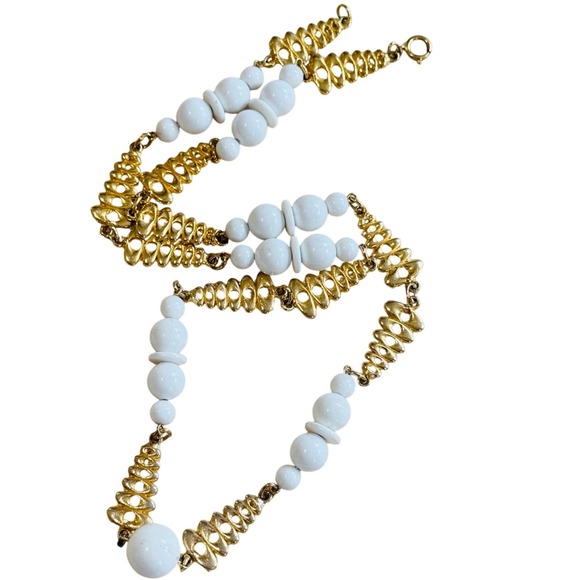 VTG Crown Trifari Collar signed necklace Modernist Lucite gold tone link MCM 70s - Picture 1 of 7